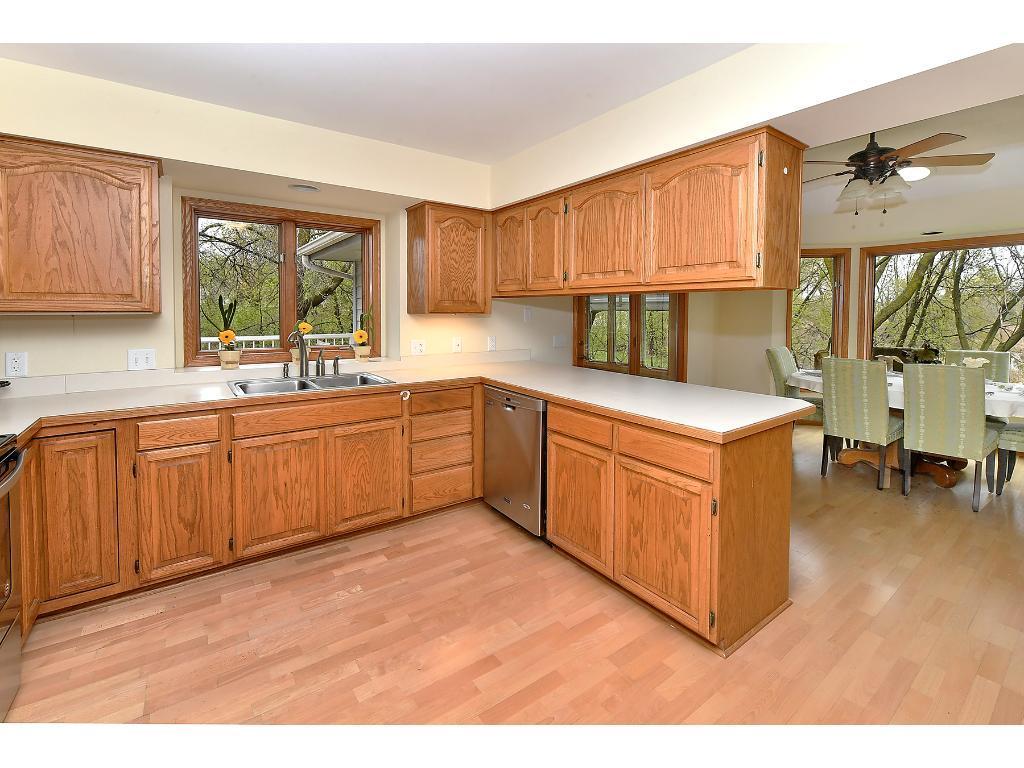 475 Ridge View Circle Medina, MN 55340 - Photo 5 of 24 Gallery Image 5