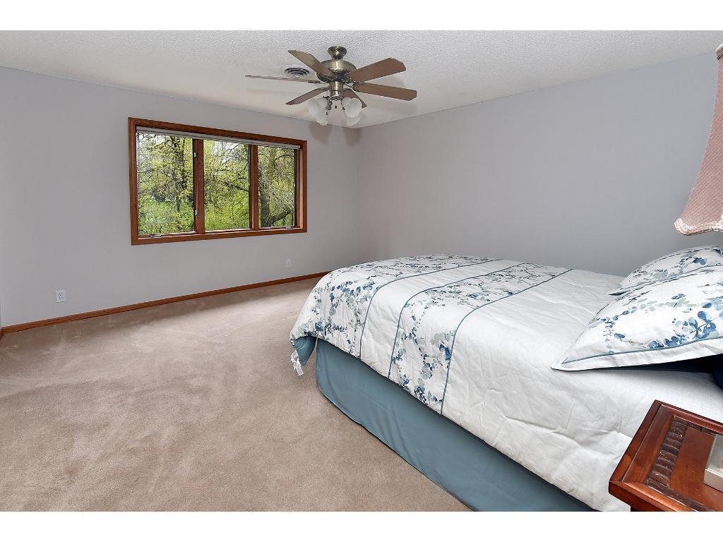 475 Ridge View Circle Medina, MN 55340 - Photo 10 of 24 Gallery Image 10