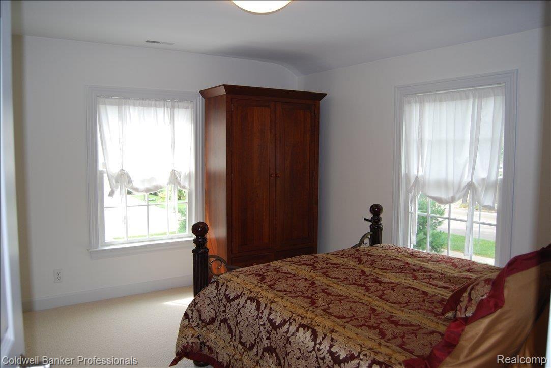 626 North Adams Road Birmingham, MI 48009 - Photo 18 of 25 BEDROOM #3
