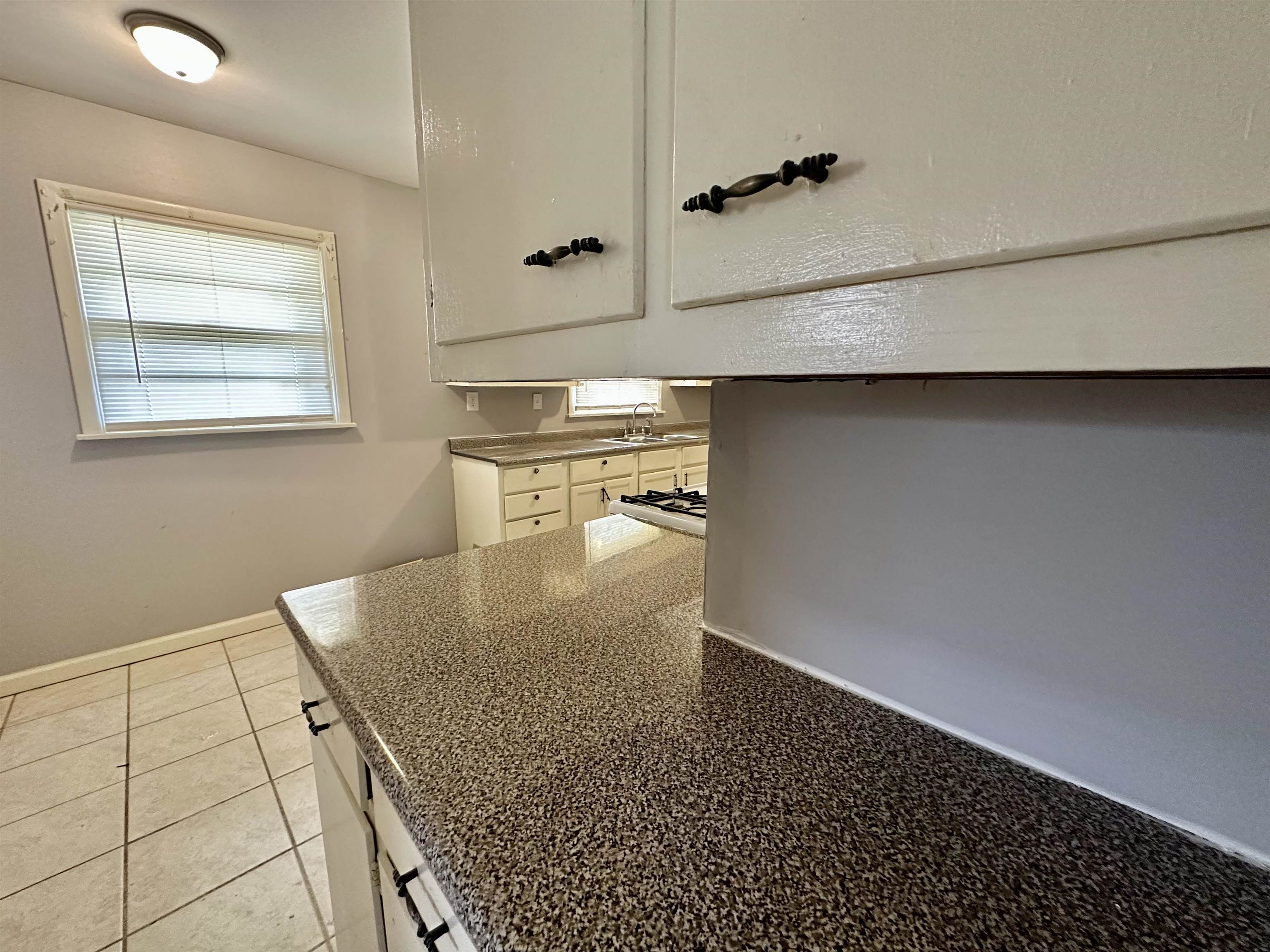 4277 Neely Road Memphis, TN 38109 - Photo 6 of 19 a close view of utility room