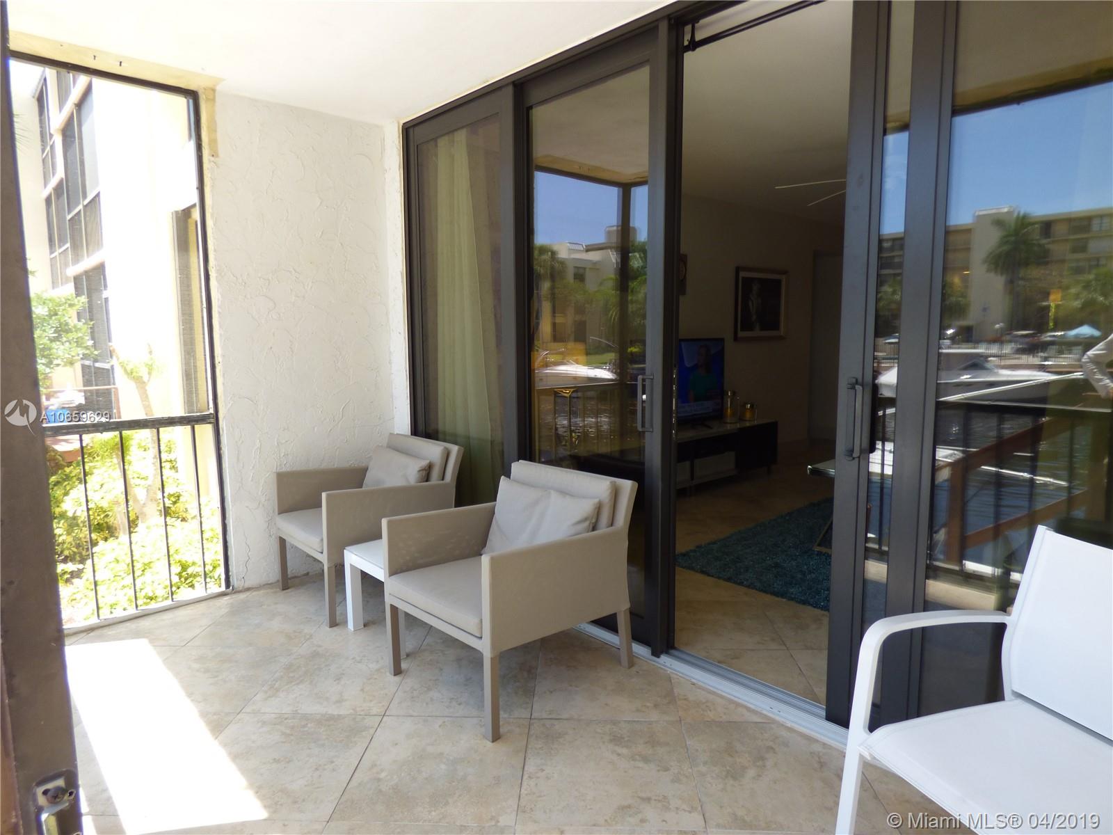 10 Royal Palm Way, Unit 1010 Boca Raton, FL 33432 - Photo 13 of 39 Gallery Image 13