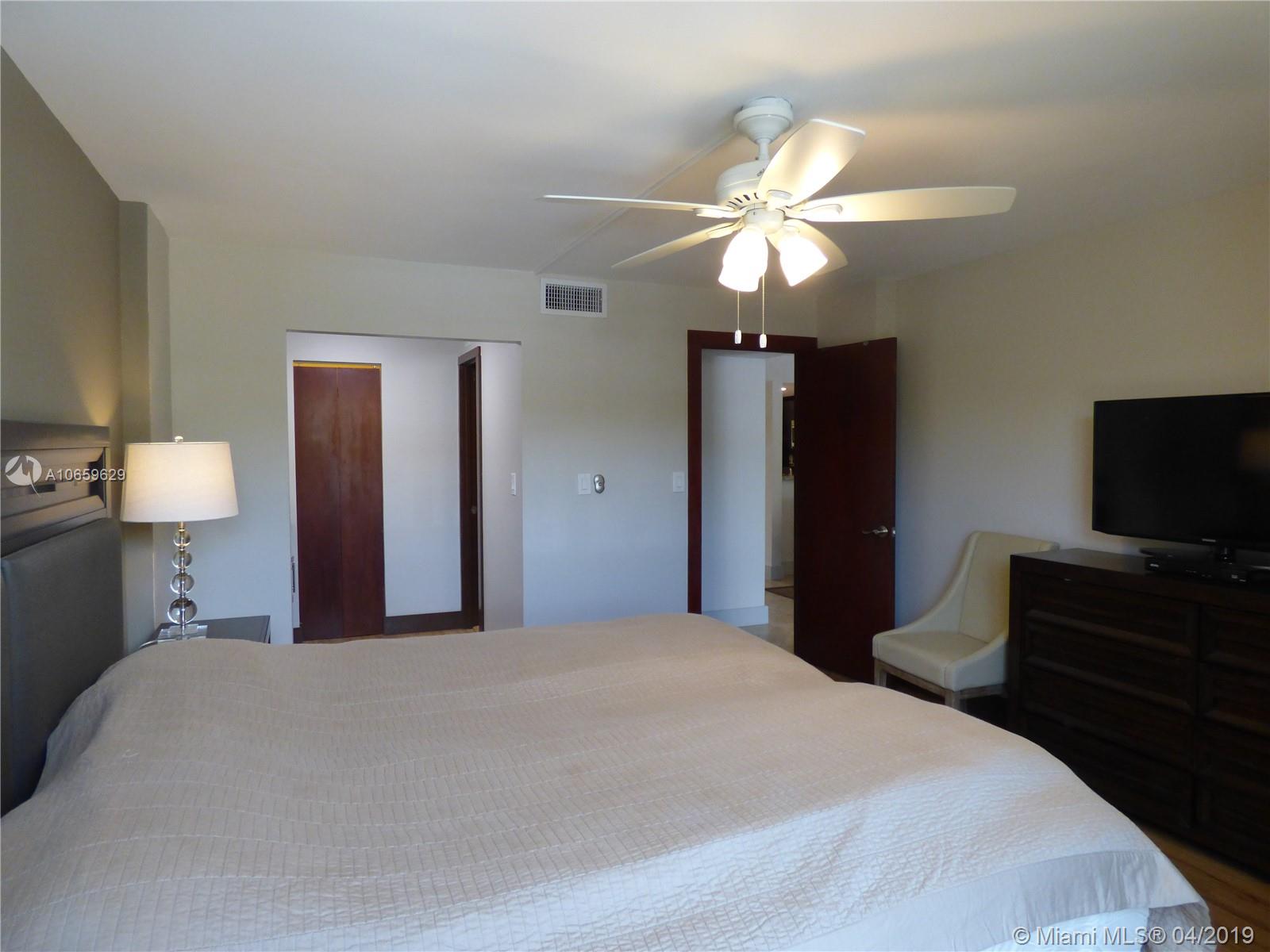 10 Royal Palm Way, Unit 1010 Boca Raton, FL 33432 - Photo 20 of 39 Gallery Image 20