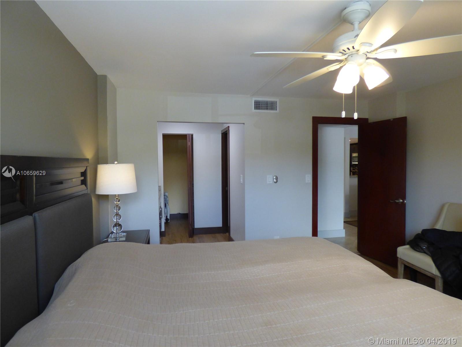 10 Royal Palm Way, Unit 1010 Boca Raton, FL 33432 - Photo 27 of 39 Gallery Image 27