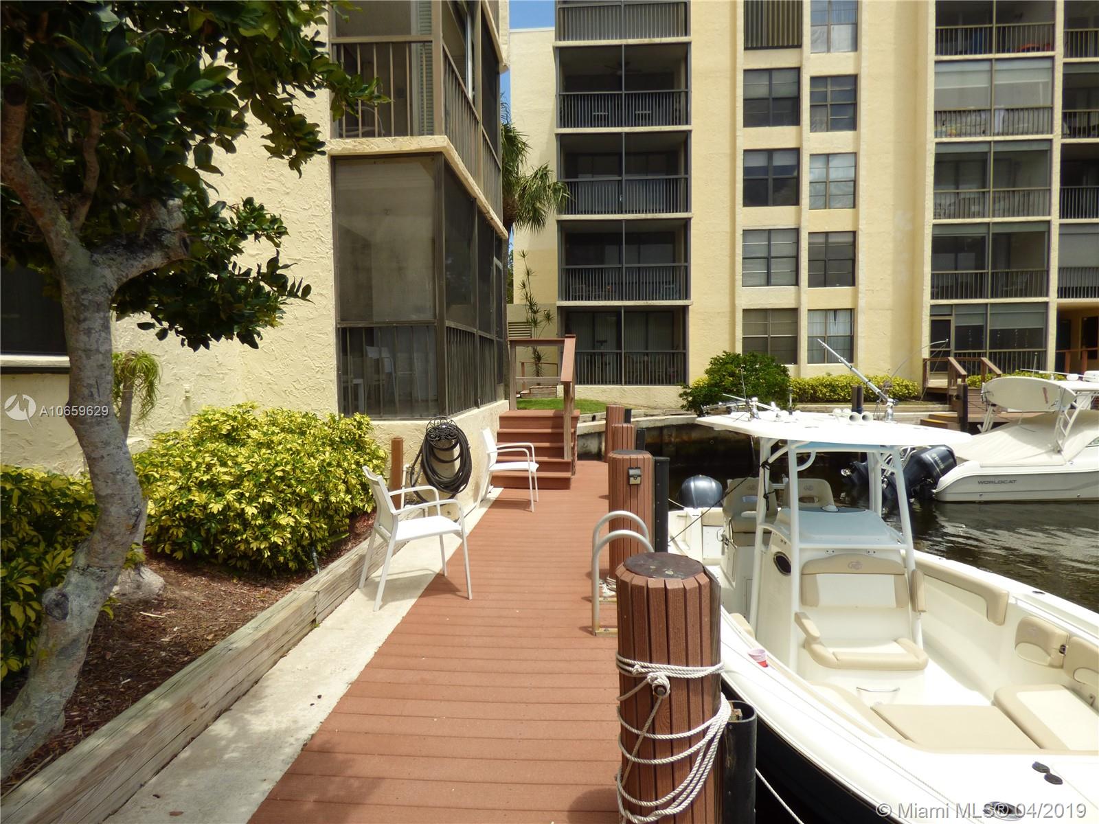 10 Royal Palm Way, Unit 1010 Boca Raton, FL 33432 - Photo 35 of 39 Gallery Image 35