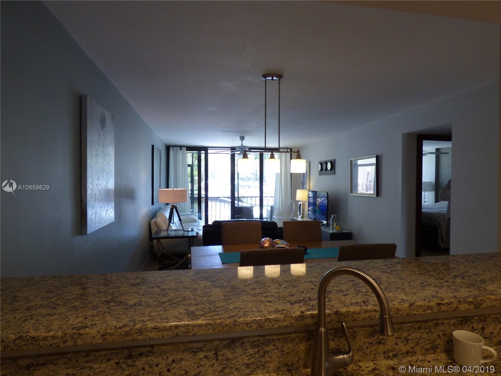 10 Royal Palm Way, Unit 1010 Boca Raton, FL 33432 - Photo 10 of 39 Gallery Image 10