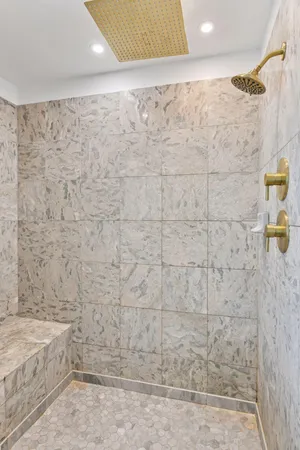 $1,199,900 | 7041 Kenmare Drive, Bloomington, MN 55438