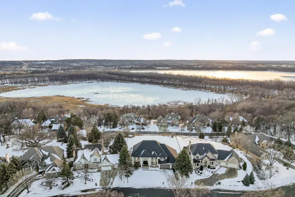 $1,199,900 | 7041 Kenmare Drive, Bloomington, MN 55438