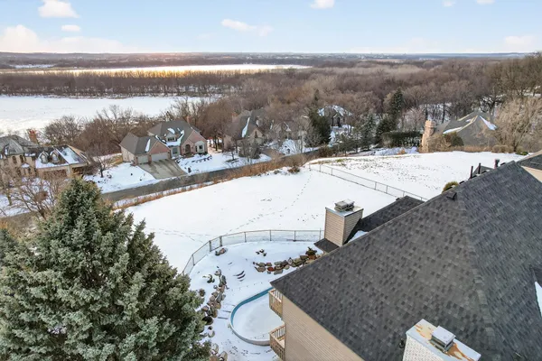 $1,199,900 | 7041 Kenmare Drive, Bloomington, MN 55438