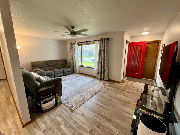 $319,500 | 300 G Street, Marshall, MN 56258