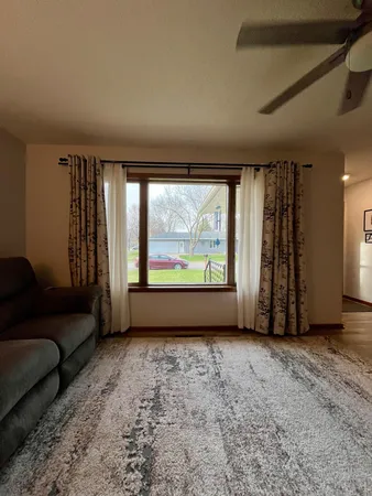 $319,500 | 300 G Street, Marshall, MN 56258