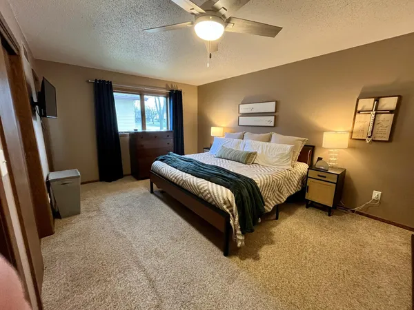 $319,500 | 300 G Street, Marshall, MN 56258