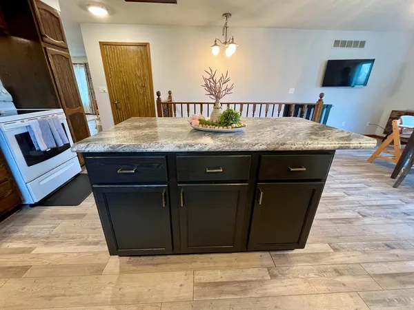 $319,500 | 300 G Street, Marshall, MN 56258