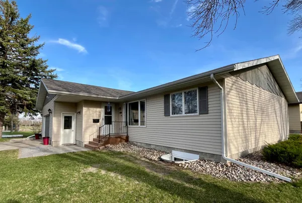 $319,500 | 300 G Street, Marshall, MN 56258