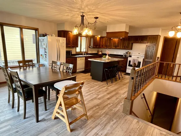 $319,500 | 300 G Street, Marshall, MN 56258