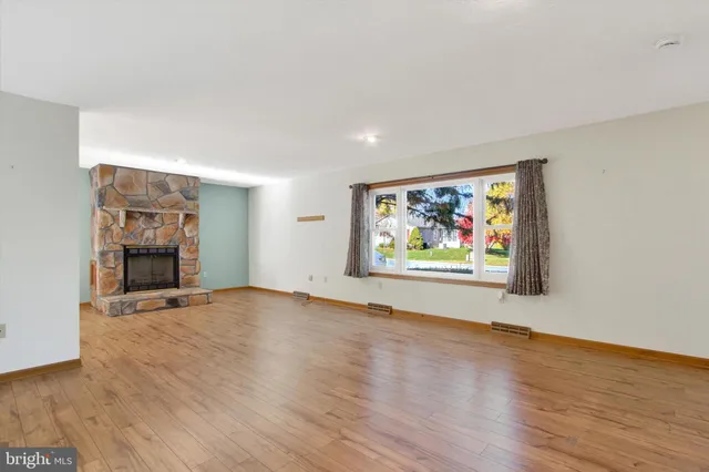 $314,000 | 40 Glenwood Drive, Arendtsville, PA 17307