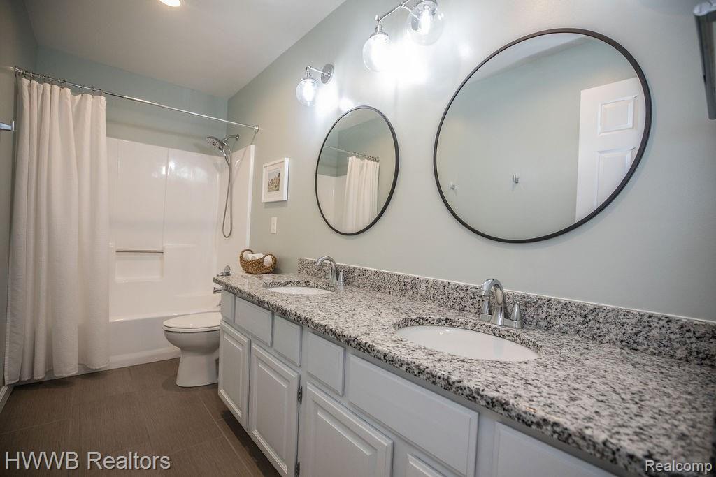 1944 Fairfield Drive Rochester Hills, MI 48306 - Photo 22 of 28