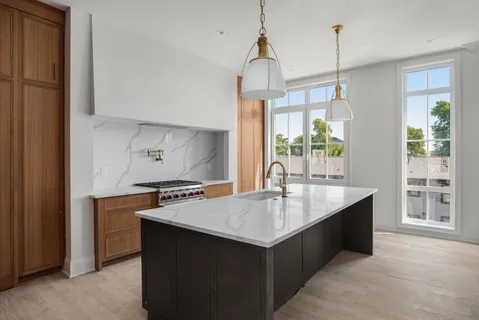 $2,349,000 | 1601 4th Avenue North, Nashville, TN 37208