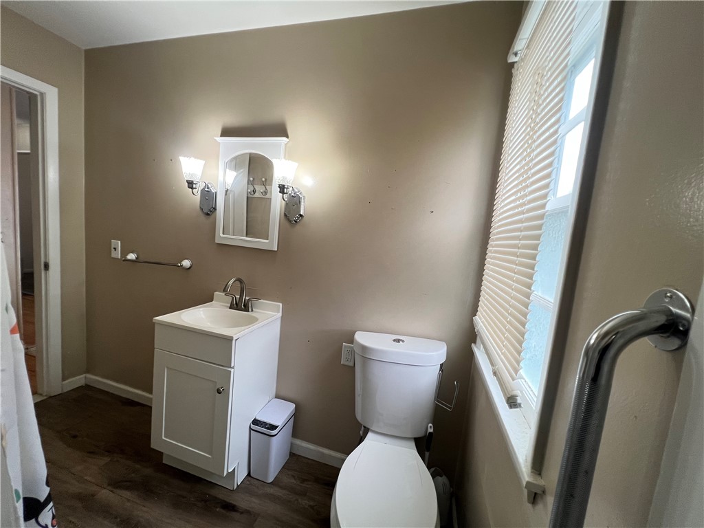 163 Elmgrove Road Greece, NY 14626 - Photo 14 of 38 1st Floor full bath with tub/shower