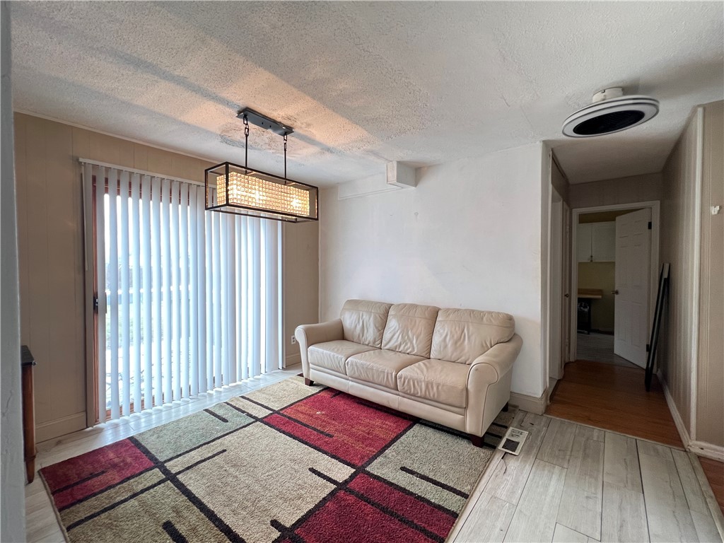 163 Elmgrove Road Greece, NY 14626 - Photo 16 of 38