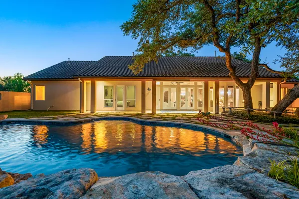 $925,000 | 901 Palos Verdes, Leander, TX 78641