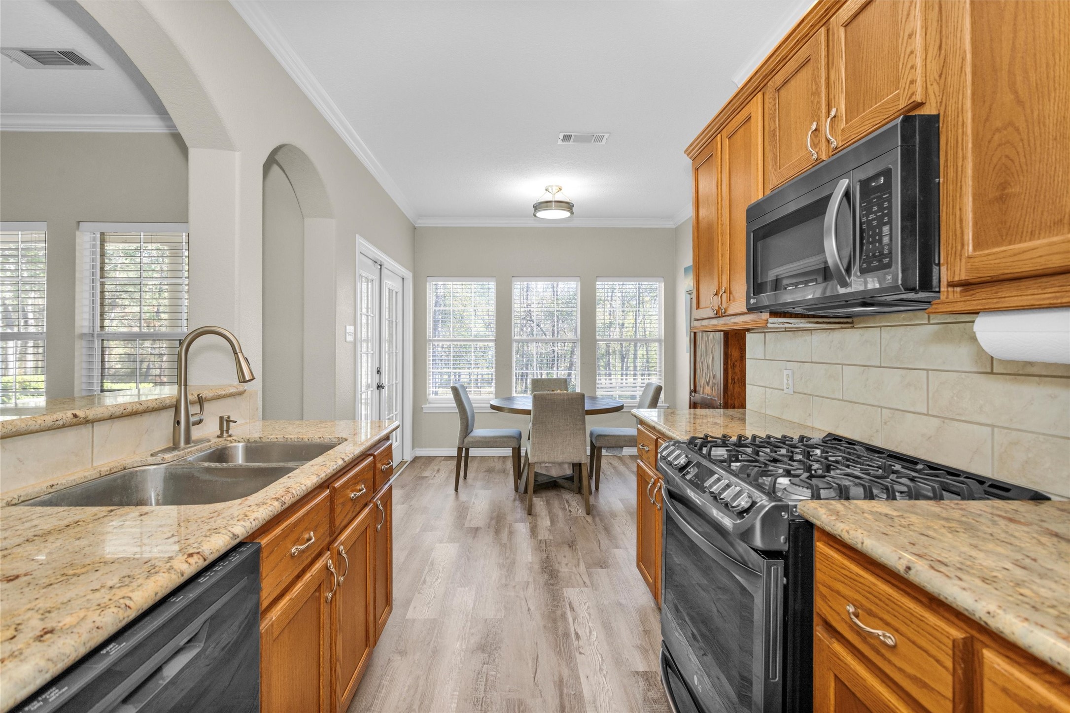 27789 Armadillo Road Montgomery, TX 77356 - Photo 10 of 50