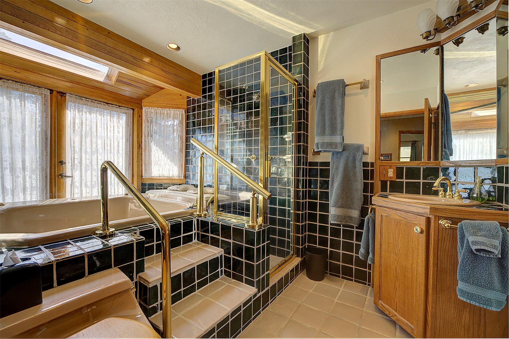 448 Rd B Pine, CO 80470 - Photo 19 of 33 Gallery Image 19