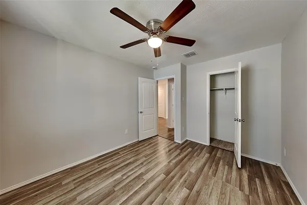 $2,000 | 437 Falling Star Drive, Fort Worth, TX 76052