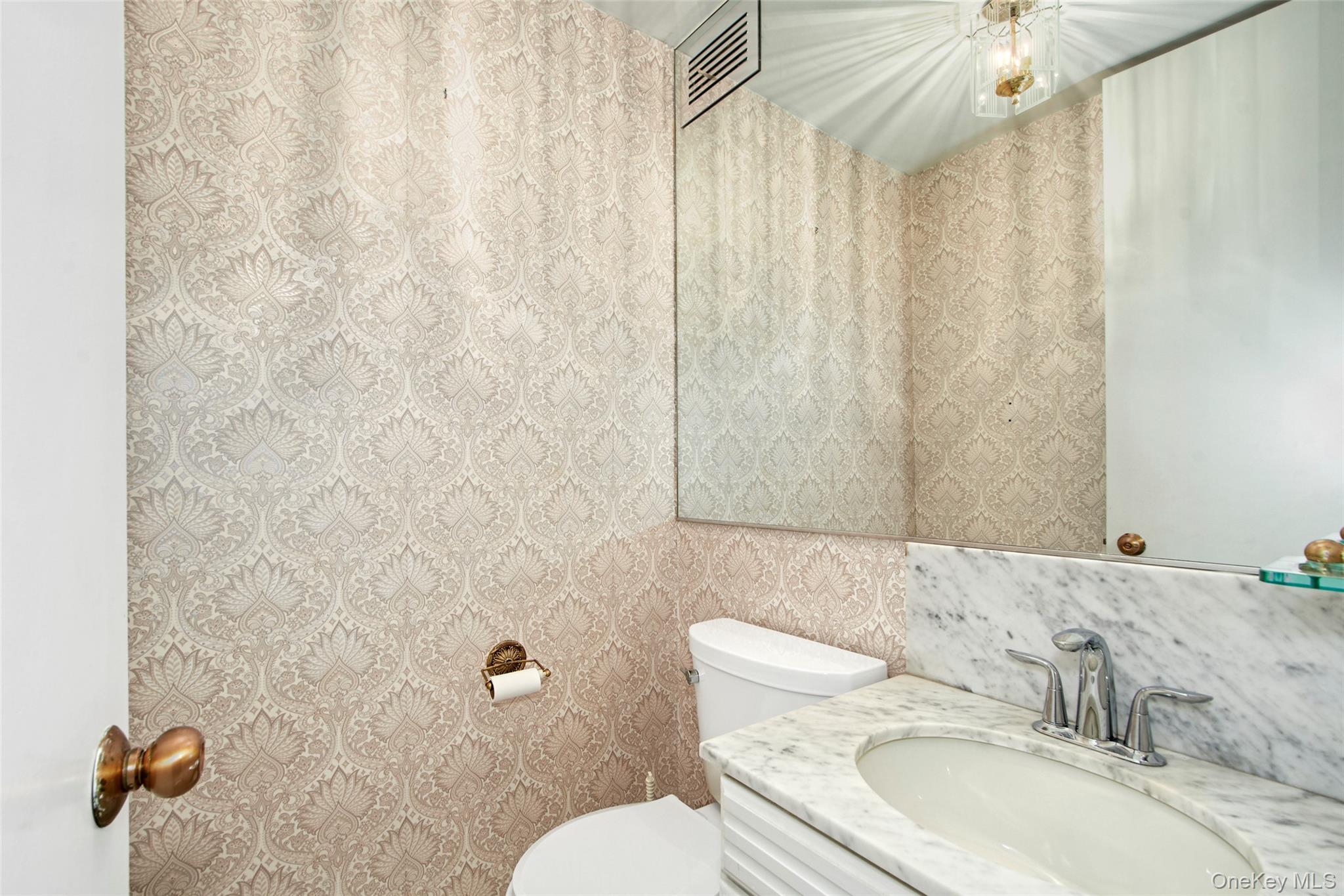 720 Milton Road, Unit WEST BUILDING 2E Rye, NY 10580 - Photo 13 of 19 Updated powder room