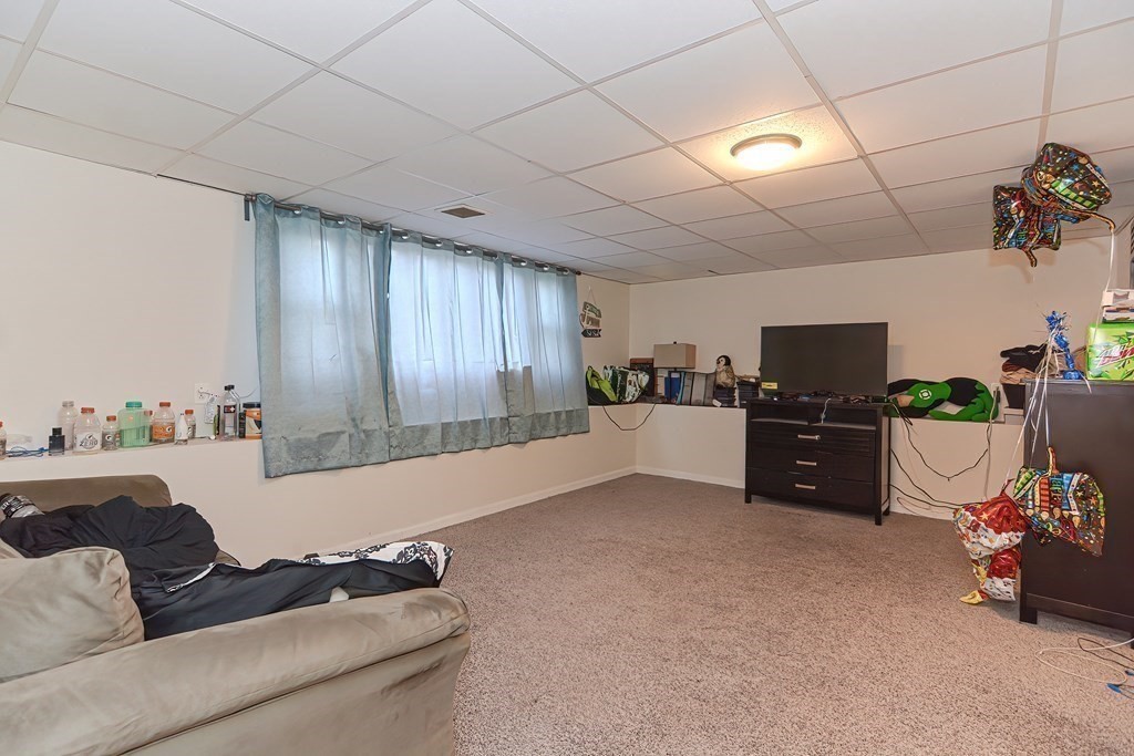 34 Gloversbrook Road Randolph, MA 02368 - Photo 25 of 42 Gallery Image 25
