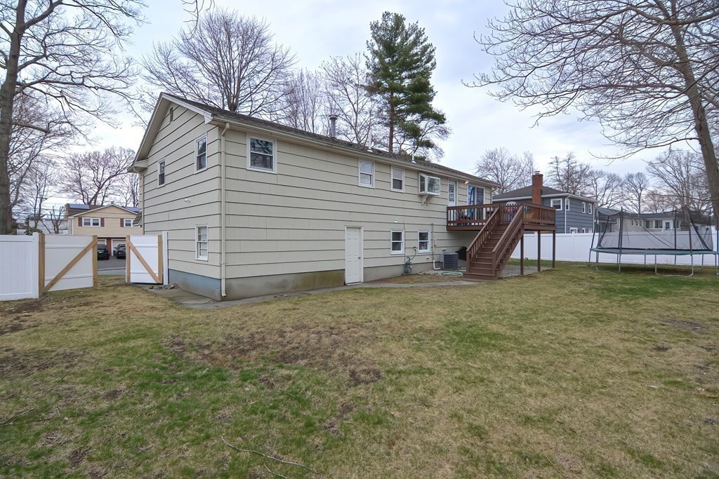 34 Gloversbrook Road Randolph, MA 02368 - Photo 33 of 42 Gallery Image 33