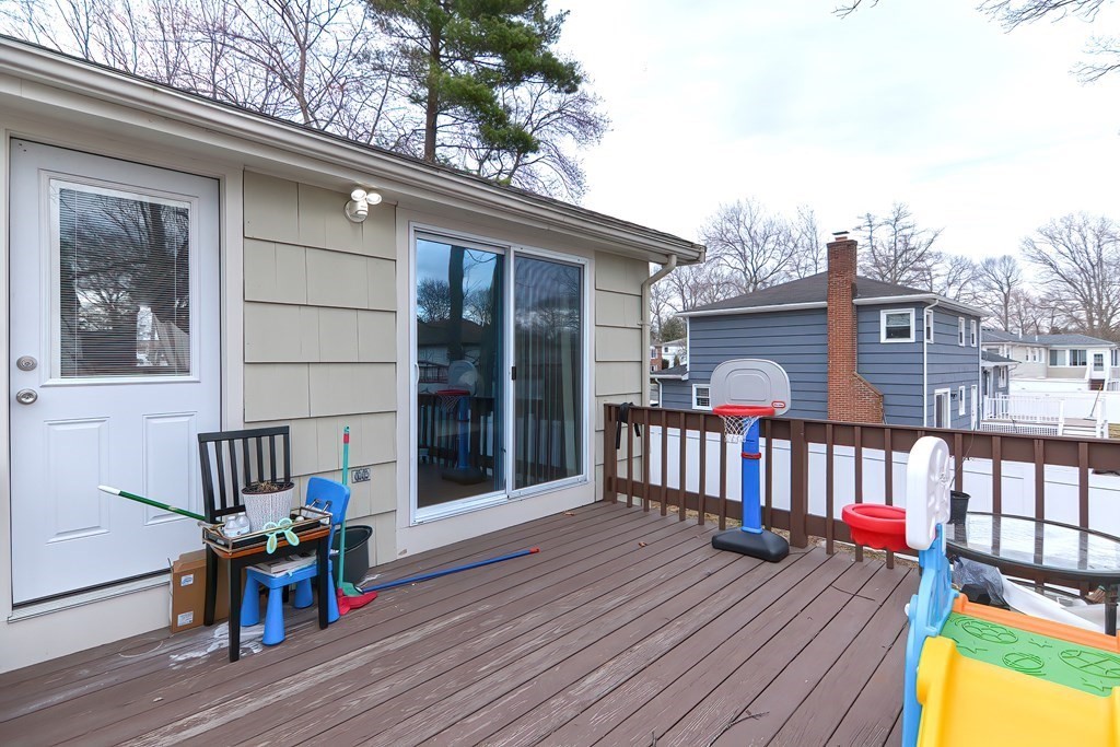 34 Gloversbrook Road Randolph, MA 02368 - Photo 37 of 42 Gallery Image 37