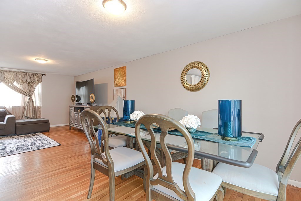 34 Gloversbrook Road Randolph, MA 02368 - Photo 8 of 42 Gallery Image 8