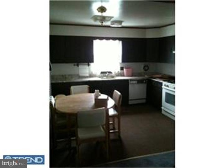 421 Densmore Road Philadelphia, PA 19116 - Photo 6 of 14 Gallery Image 6