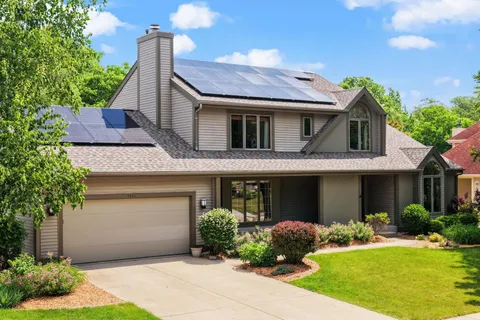 $985,000 | 1411 Willow Trail, Middleton, WI 53562