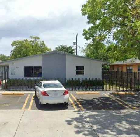 $1,900 | 720 Northwest 6th Avenue, Unit 5, Pompano Beach, FL 33060