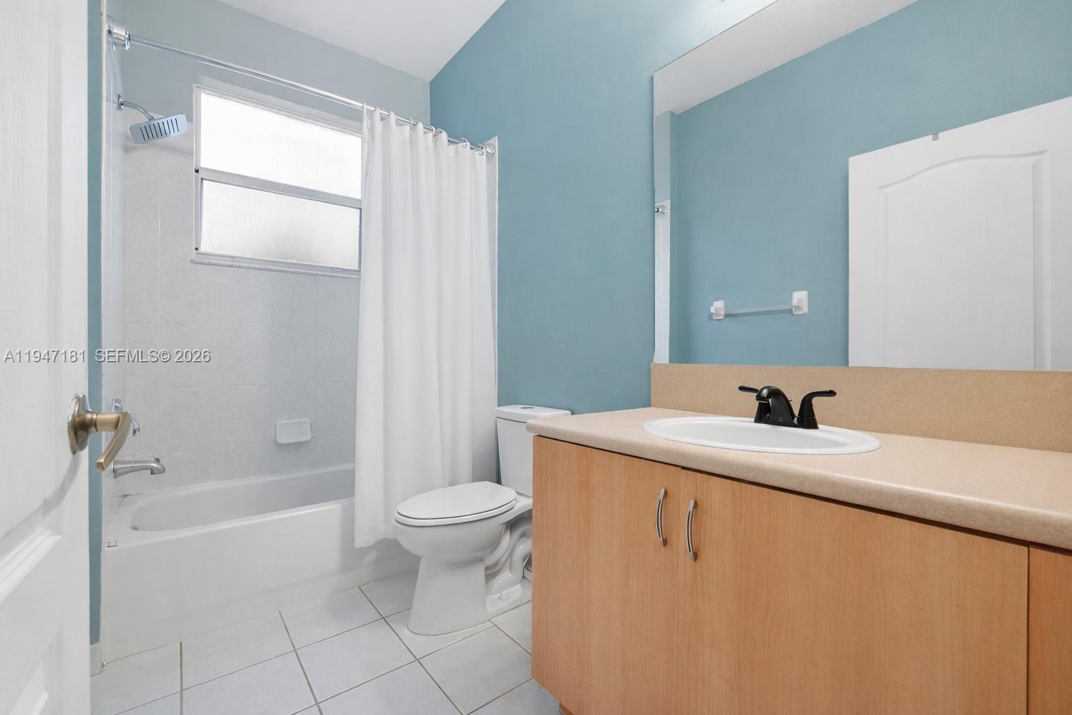 4113 Northeast 22nd Lane Homestead, FL 33033 - Photo 11 of 37