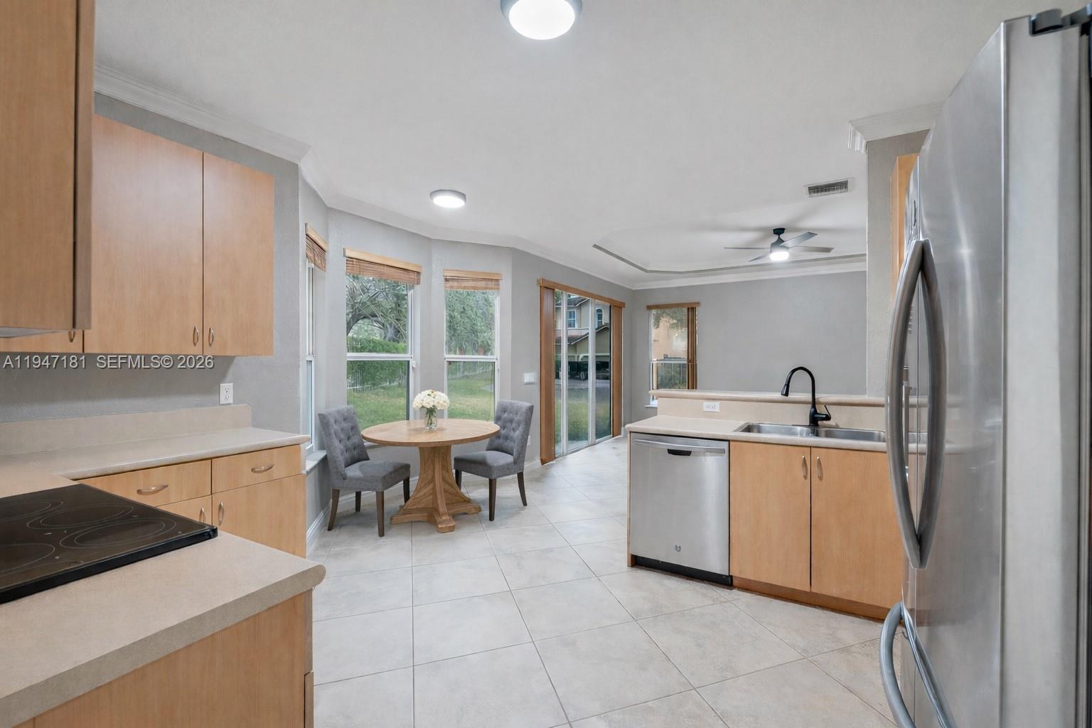 4113 Northeast 22nd Lane Homestead, FL 33033 - Photo 6 of 37