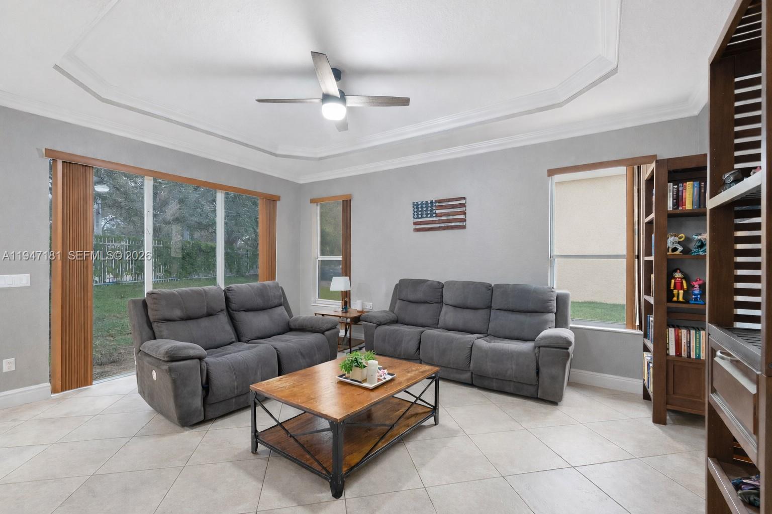 4113 Northeast 22nd Lane Homestead, FL 33033 - Photo 9 of 37