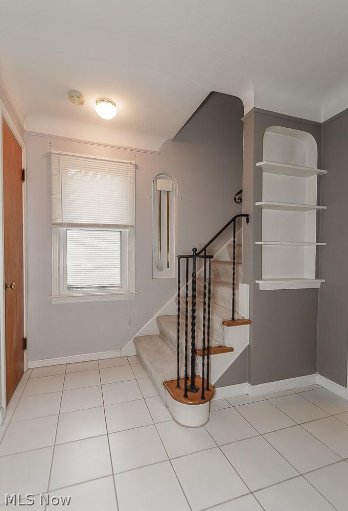 1555 Edgefield Road Lyndhurst, OH 44124 - Photo 11 of 25