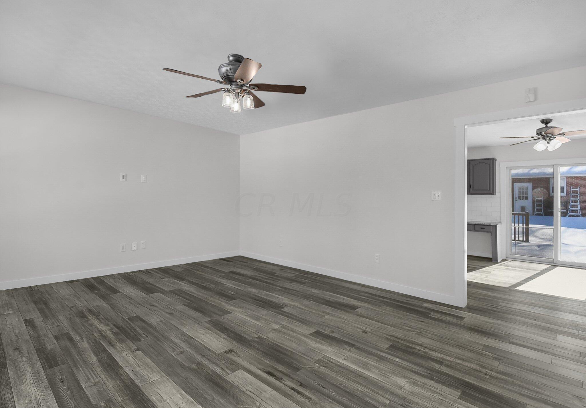 8135 Slough Road Northwest Carroll, OH 43112 - Photo 5 of 53 Family Room