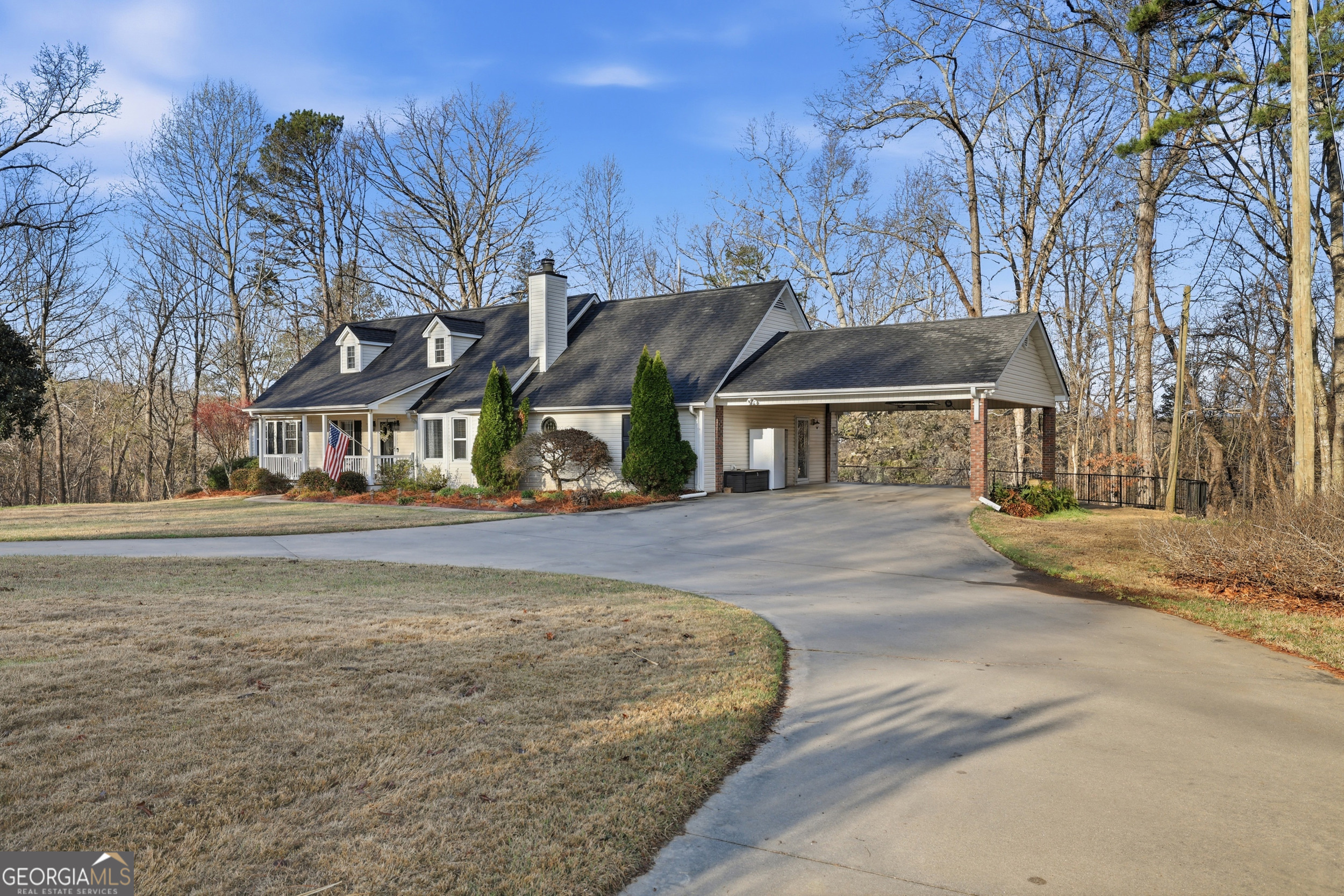 81 McMurray Road Toccoa, GA 30577 - Photo 5 of 50 front view of house with a street