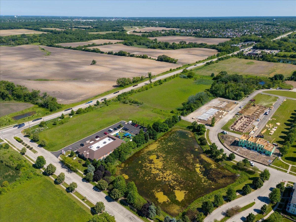 40 Highway 45 Lindenhurst, IL 60046 - Photo 4 of 5 an aerial view of a city