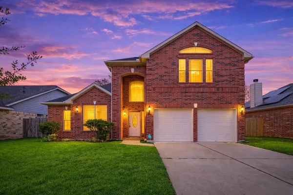 $2,350 | 14914 West Bend Drive, Houston, TX 77082