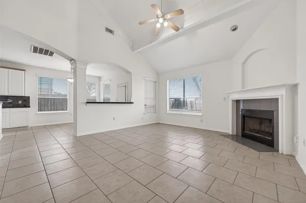 $2,350 | 14914 West Bend Drive, Houston, TX 77082
