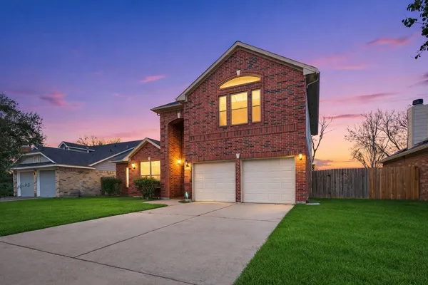 $2,350 | 14914 West Bend Drive, Houston, TX 77082