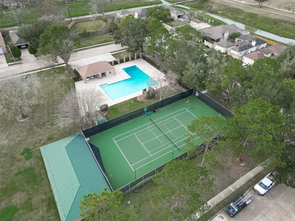 $2,350 | 14914 West Bend Drive, Houston, TX 77082