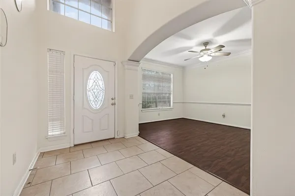 $2,350 | 14914 West Bend Drive, Houston, TX 77082