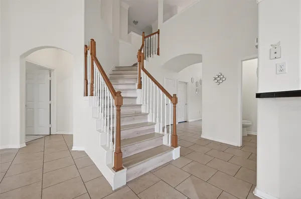 $2,350 | 14914 West Bend Drive, Houston, TX 77082