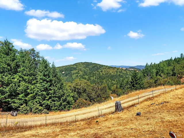 $659,000 | 5650 High Point Road, Willits, CA 95490