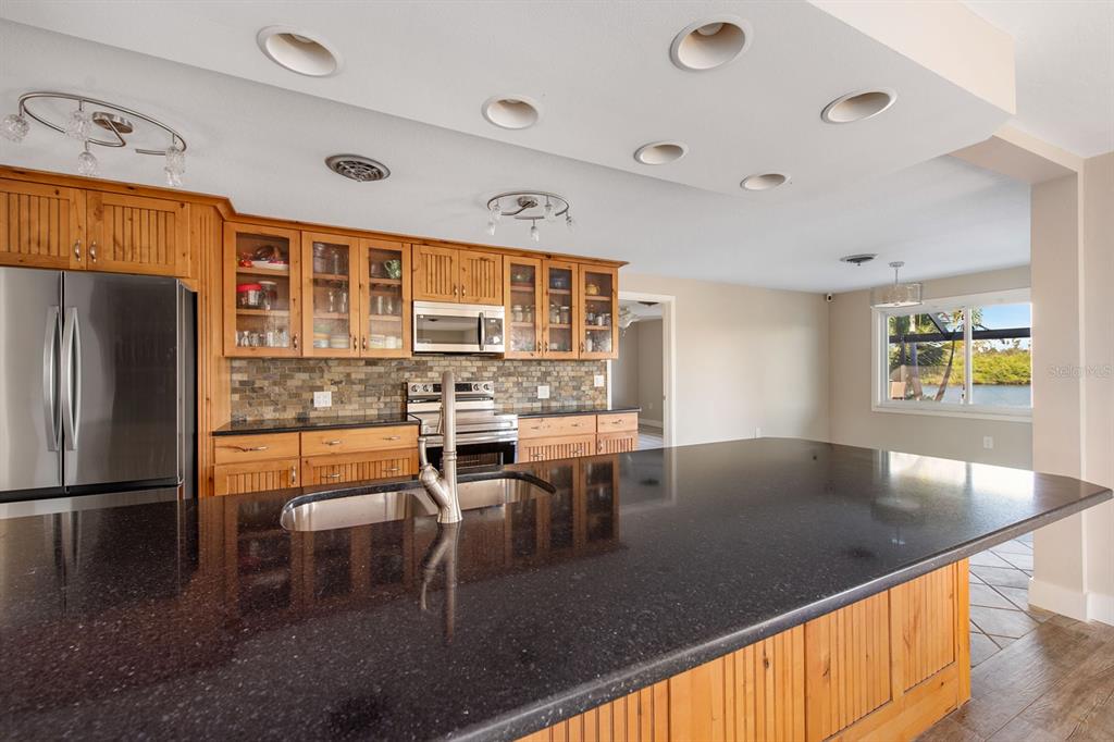 300 East Bay Heights Road Englewood, FL 34223 - Photo 11 of 71